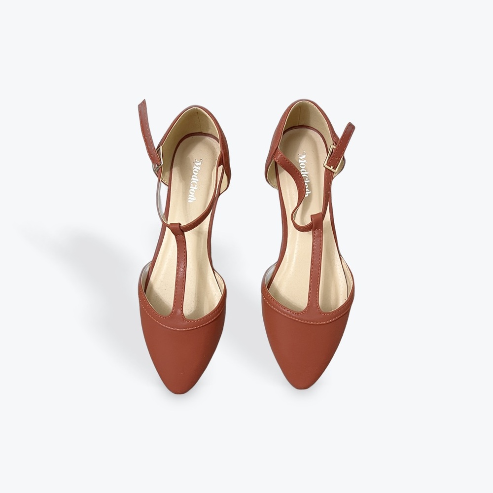 ModCloth Turn Back Prime Vegan Flats Size 7
